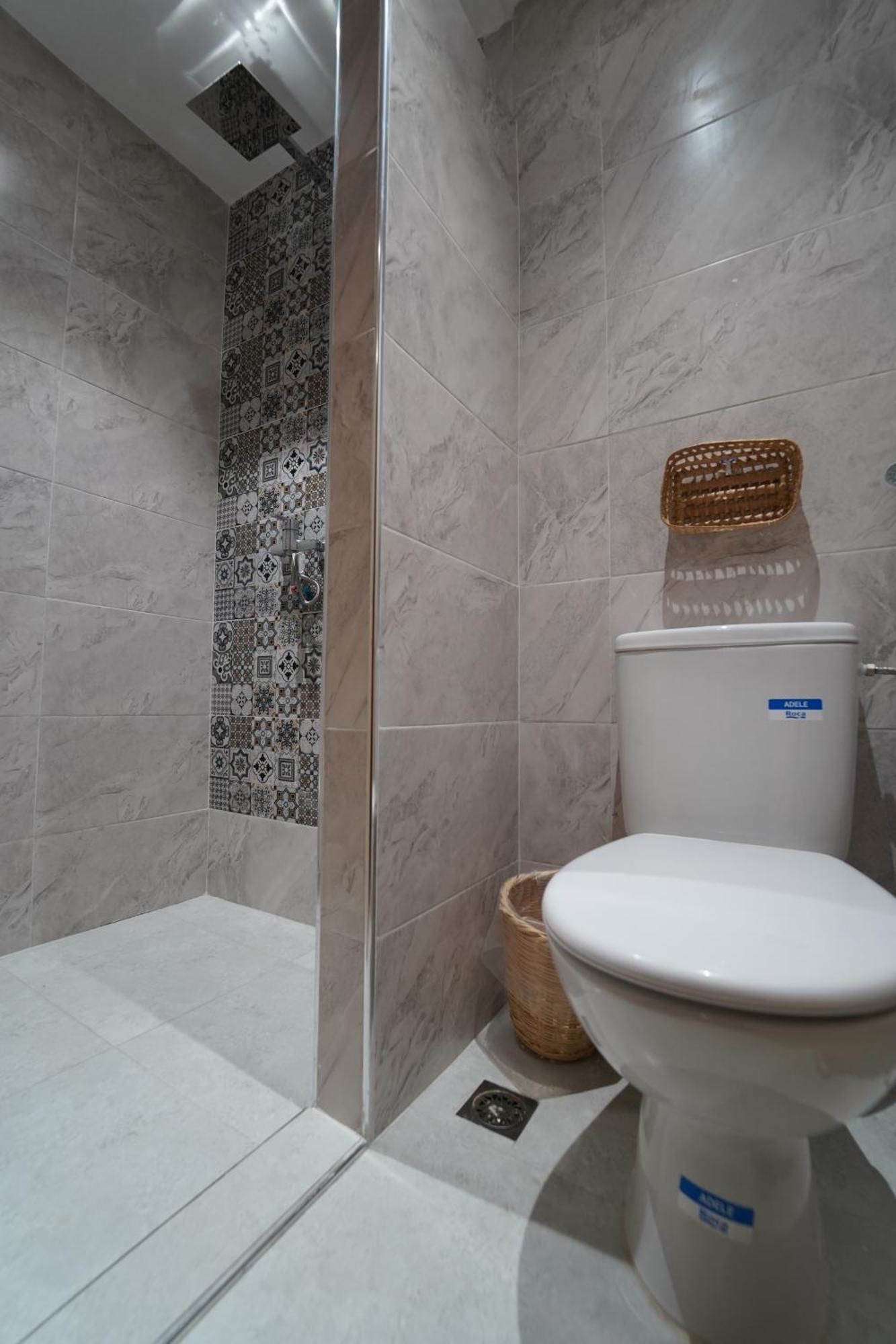 Waves Hunter Surf House Bed & Breakfast อกาดีร์ ภายนอก รูปภาพ