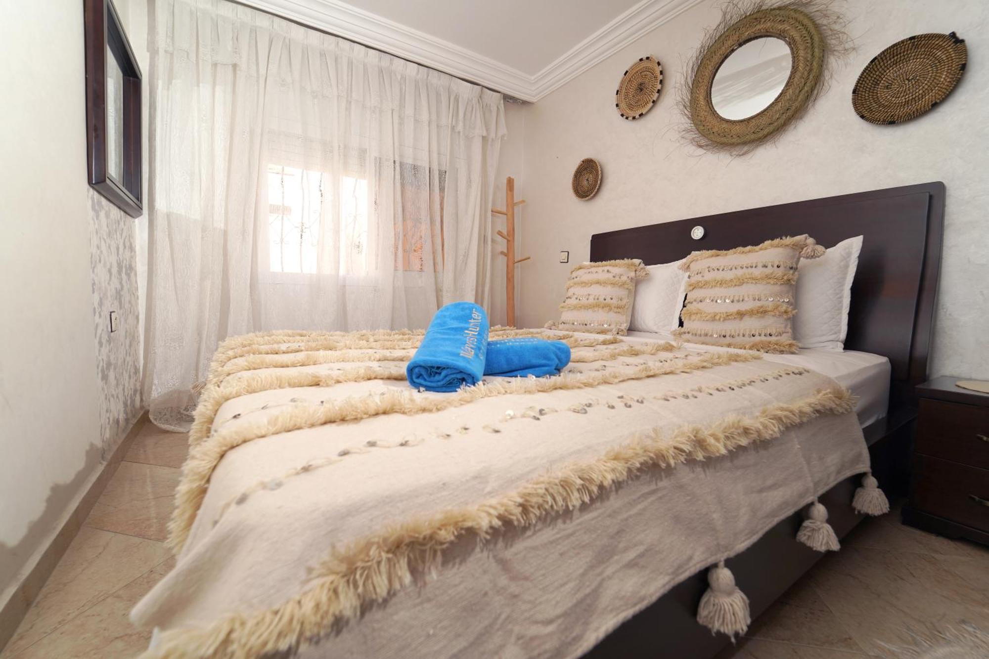 Waves Hunter Surf House Bed & Breakfast อกาดีร์ ภายนอก รูปภาพ