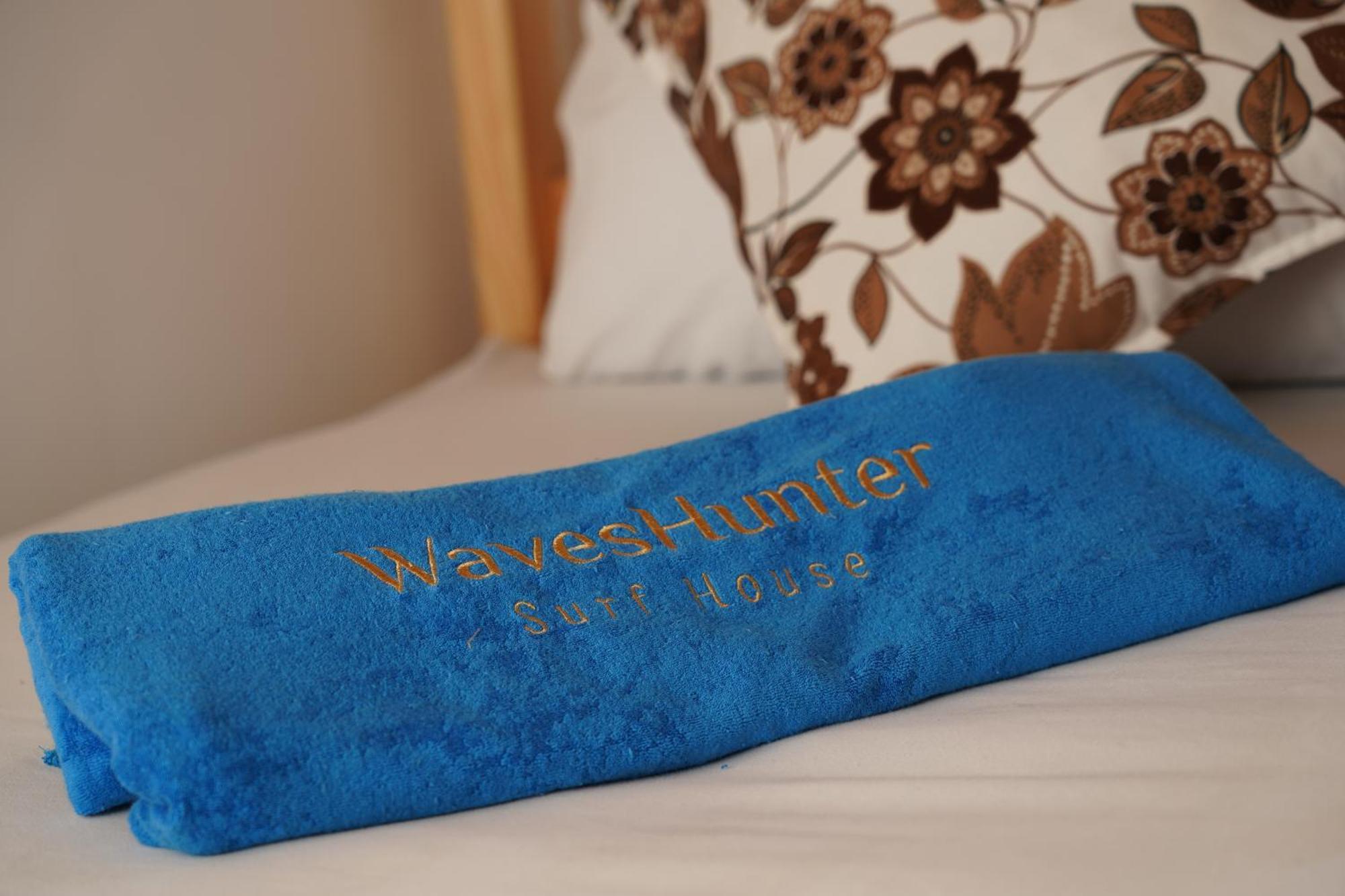 Waves Hunter Surf House Bed & Breakfast อกาดีร์ ภายนอก รูปภาพ